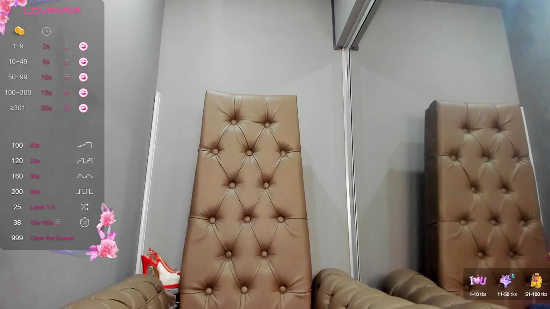 Gallery image thumbnail from Nicole_Kramm's myfreecams stream on, 03/09/2025, 12:35 image 19 of 20