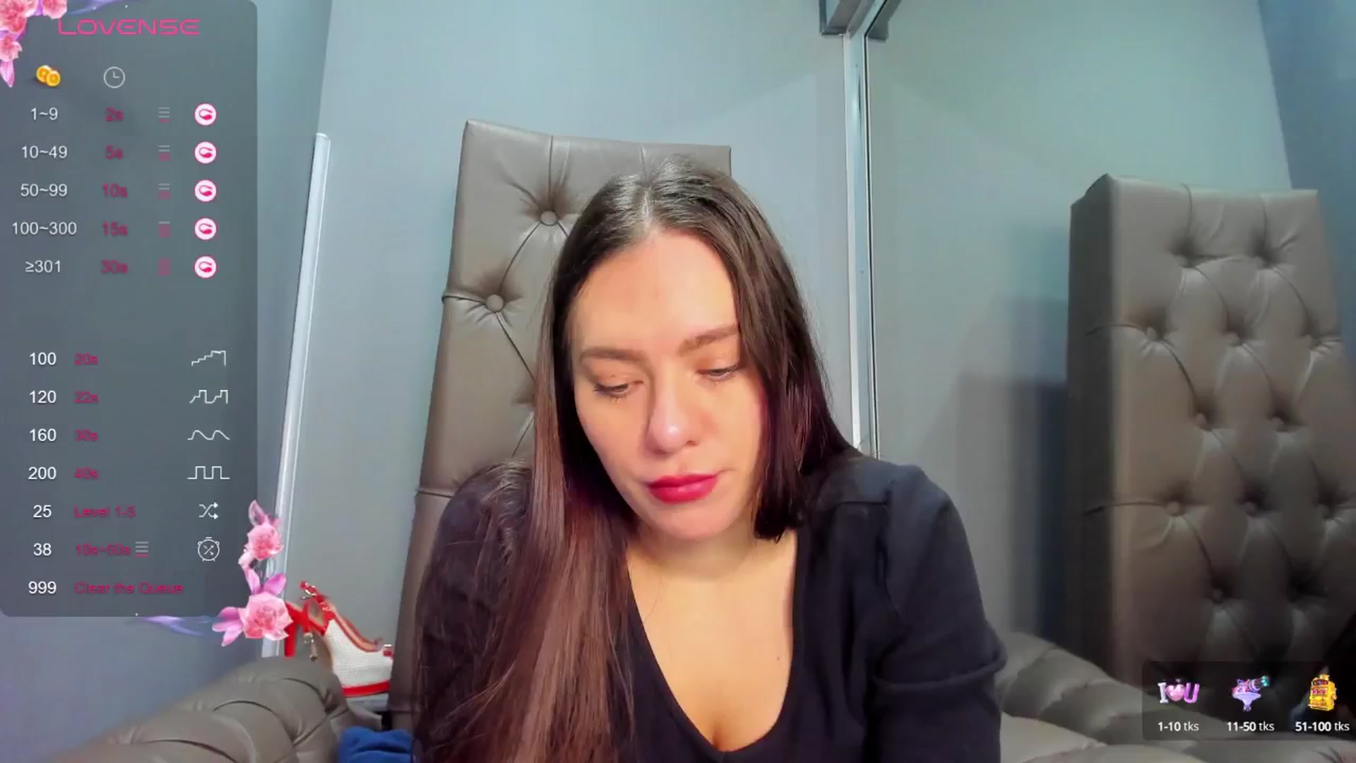 Gallery image thumbnail from Nicole_Kramm's myfreecams stream on, 03/10/2025, 07:25 image 9 of 20