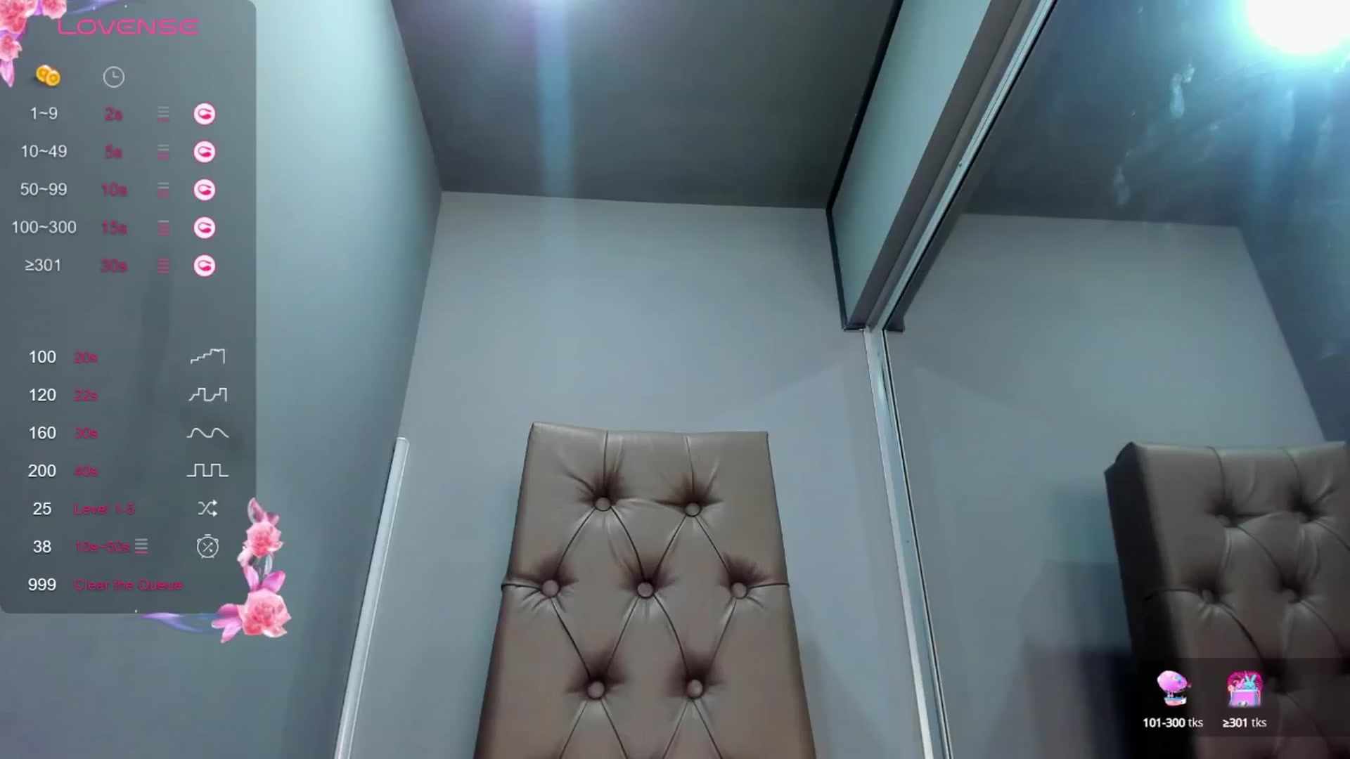 Gallery image thumbnail from Nicole_Kramm's myfreecams stream on, 03/10/2025, 07:25 image 3 of 20