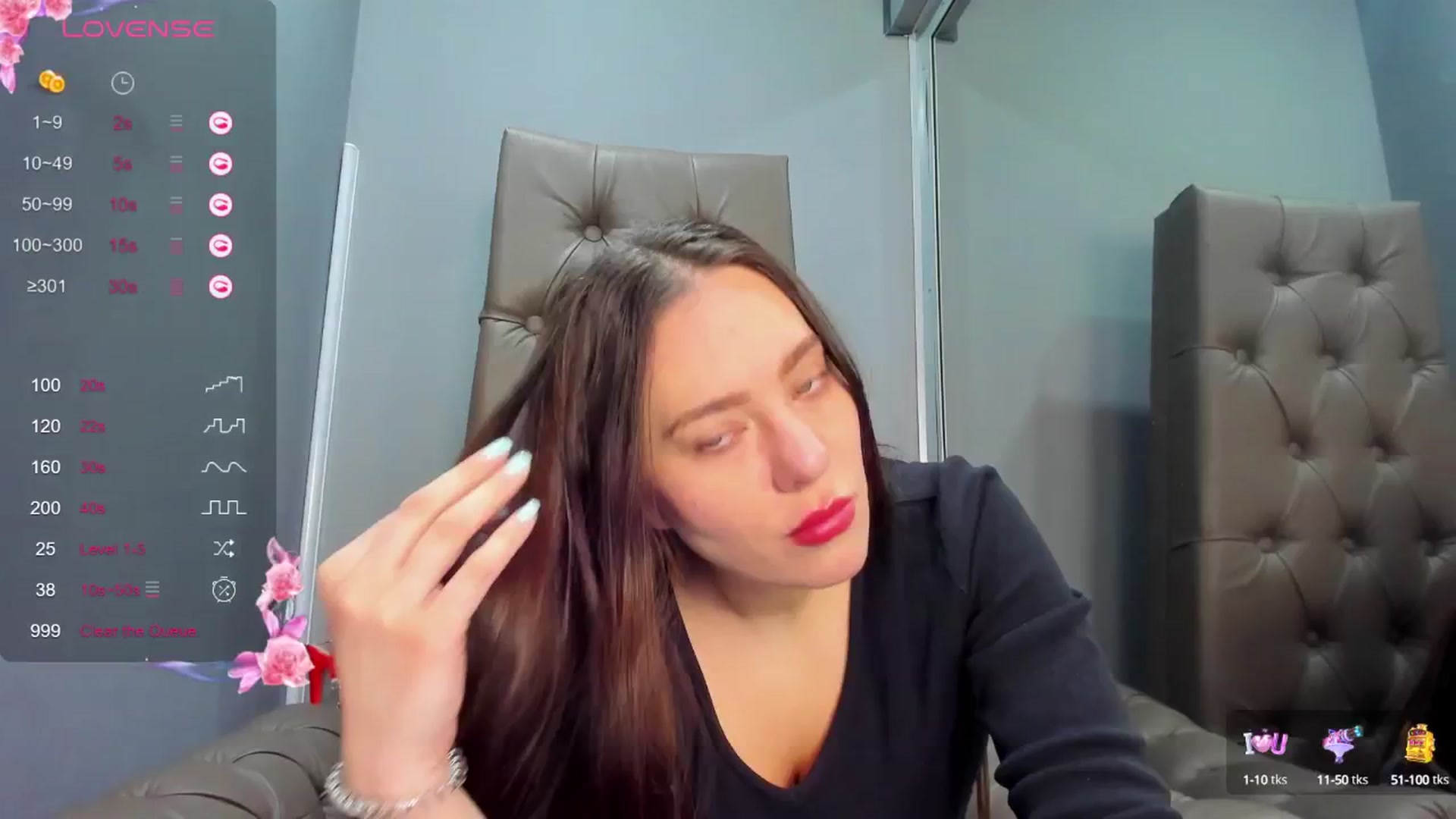 Gallery image thumbnail from Nicole_Kramm's myfreecams stream on, 03/10/2025, 07:25 image 6 of 20