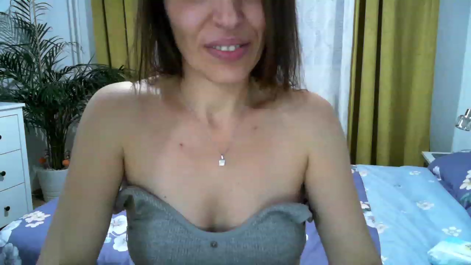 Gallery image thumbnail from Nicole_Nov's myfreecams stream on, 11/19/2022, 19:23 image 18 of 20