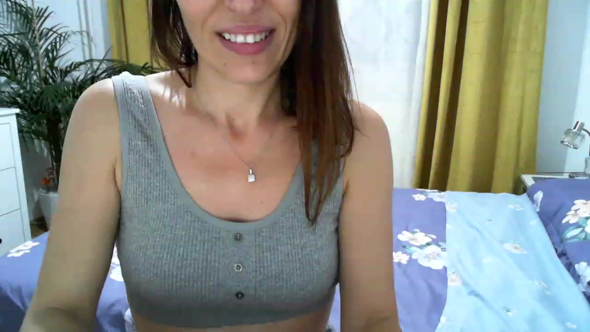 Gallery image thumbnail from Nicole_Nov's myfreecams stream on, 11/22/2022, 18:35 image 17 of 20