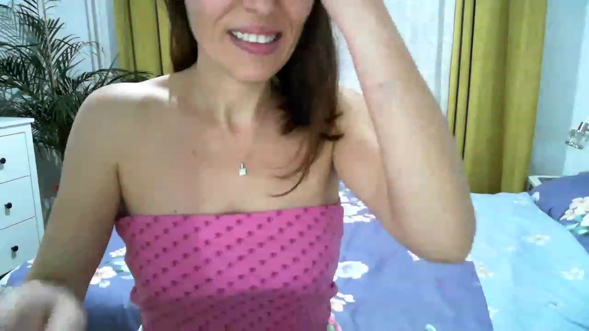Gallery image thumbnail from Nicole_Nov's myfreecams stream on, 11/26/2022, 19:30 image 17 of 20