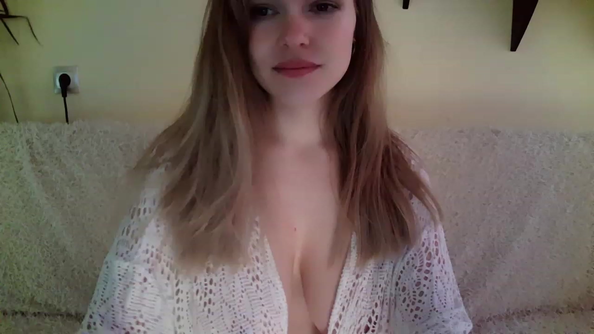 Gallery image thumbnail from Nicole_W's myfreecams stream on, 11/25/2022, 08:40 image 20 of 20