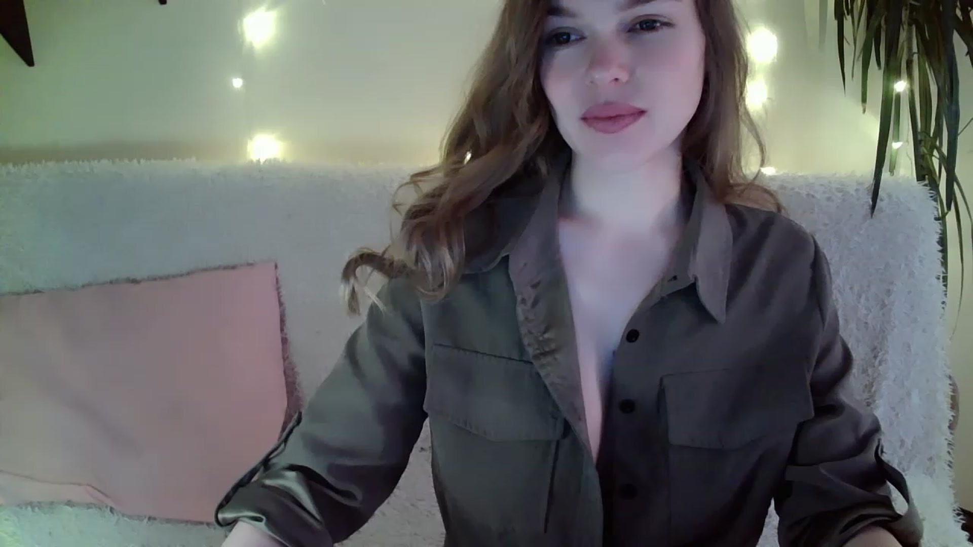 Gallery image thumbnail from Nicole_W's myfreecams stream on, 03/01/2023, 09:37 image 2 of 20