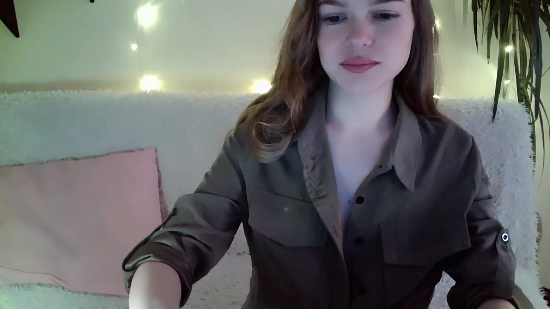 Gallery image thumbnail from Nicole_W's myfreecams stream on, 03/01/2023, 09:37 image 1 of 20
