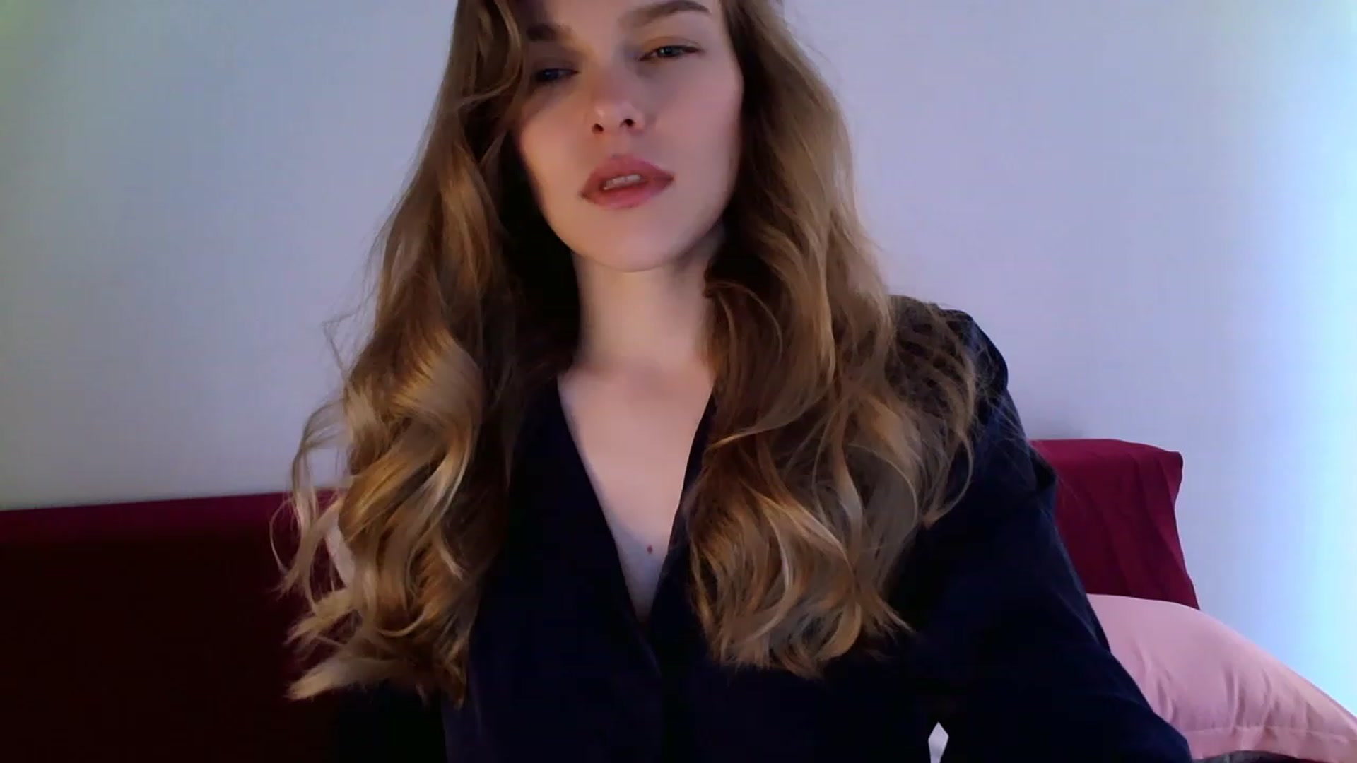 Gallery image thumbnail from Nicole_W's myfreecams stream on, 04/09/2023, 09:05 image 14 of 20