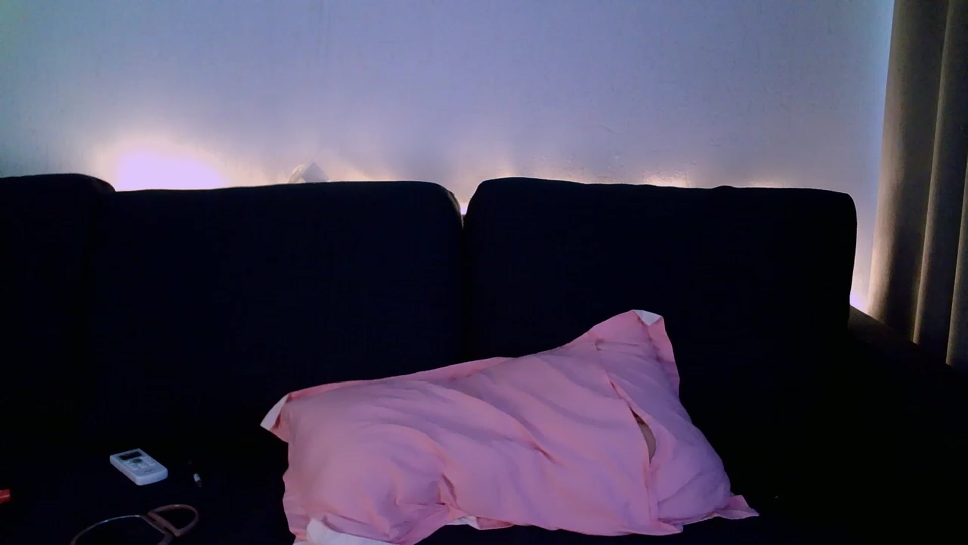 Gallery image thumbnail from Nicole_W's myfreecams stream on, 06/10/2023, 08:45 image 14 of 20