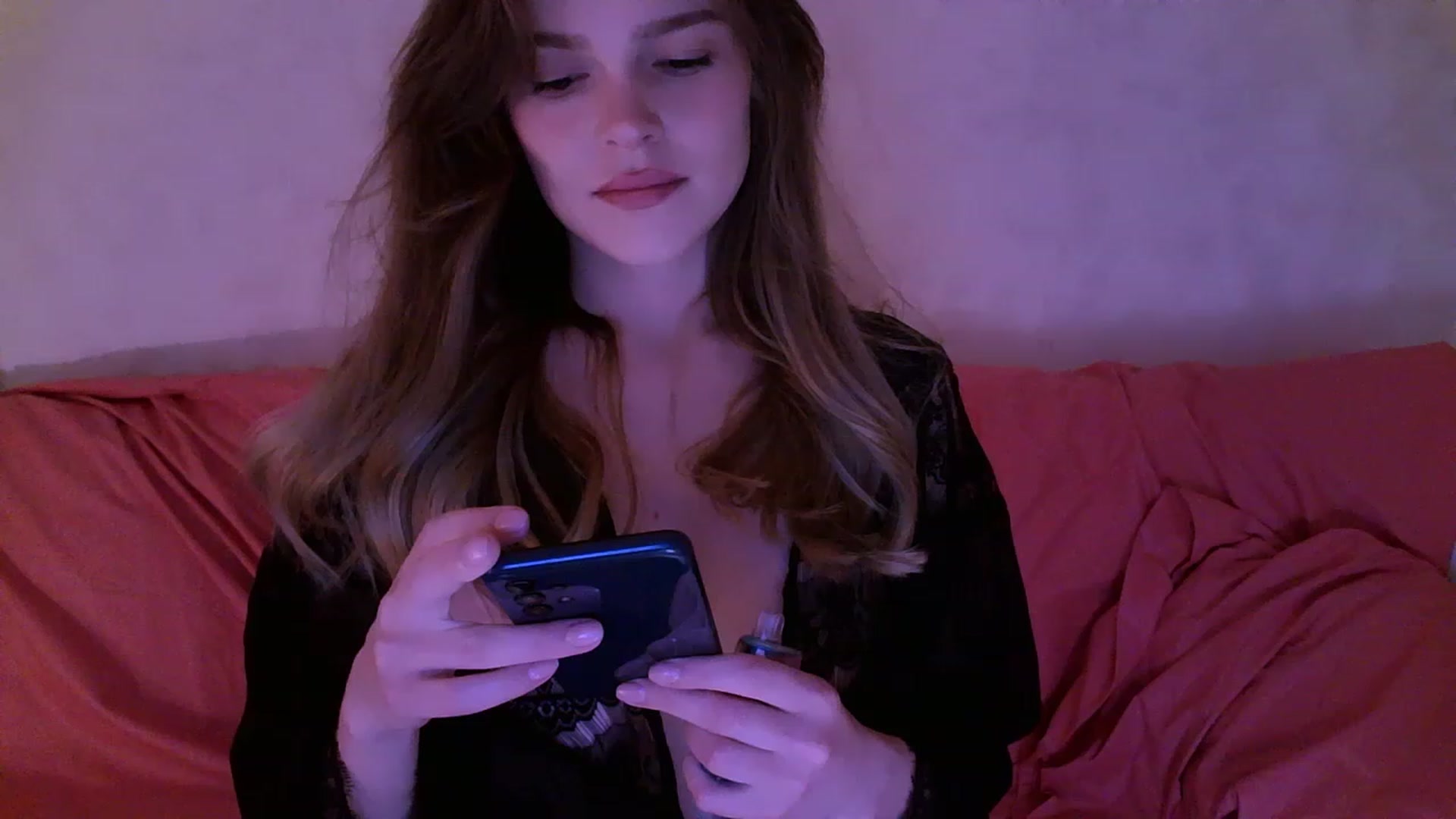 Gallery image thumbnail from Nicole_W's myfreecams stream on, 07/04/2023, 18:44 image 16 of 20