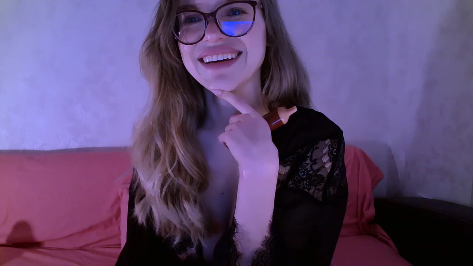 Gallery image thumbnail from Nicole_W's myfreecams stream on, 12/17/2023, 09:45 image 5 of 20