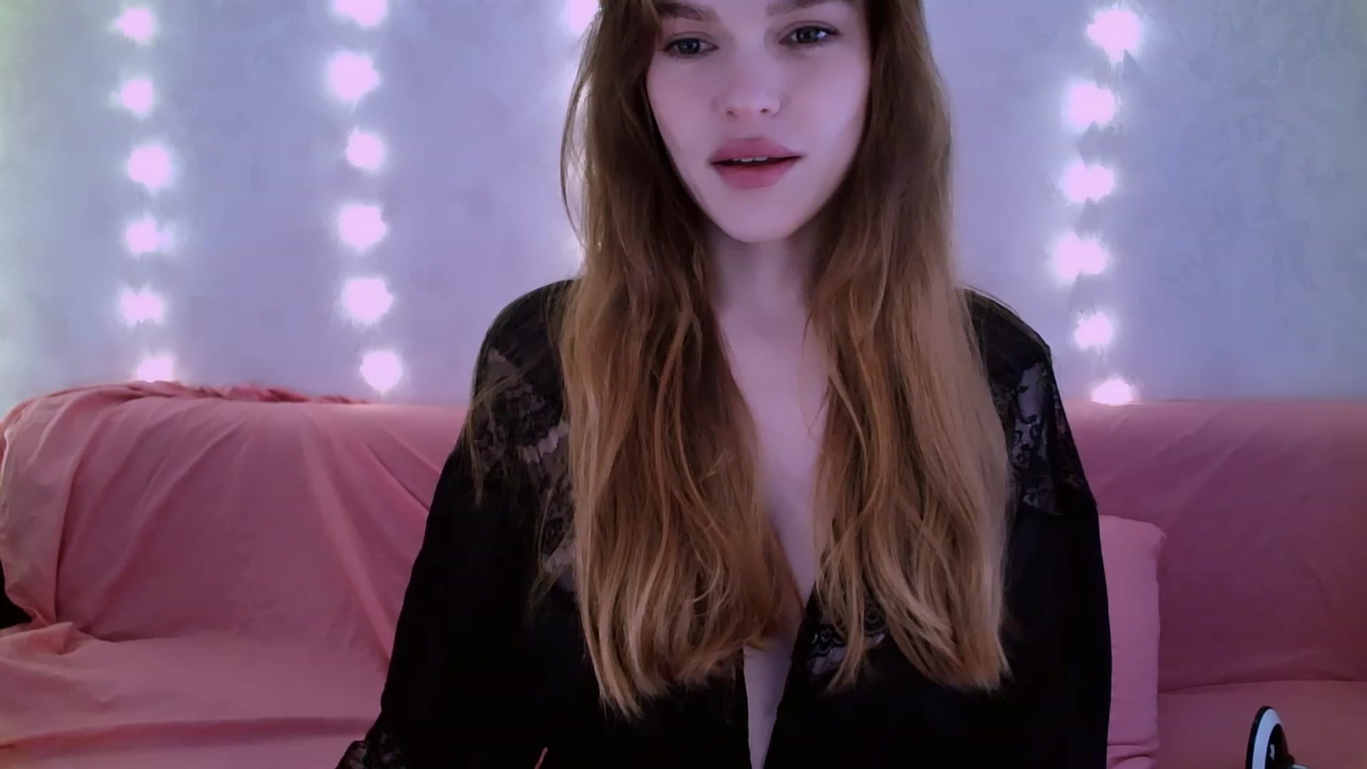 Gallery image thumbnail from Nicole_W's myfreecams stream on, 02/27/2024, 07:17 image 11 of 20
