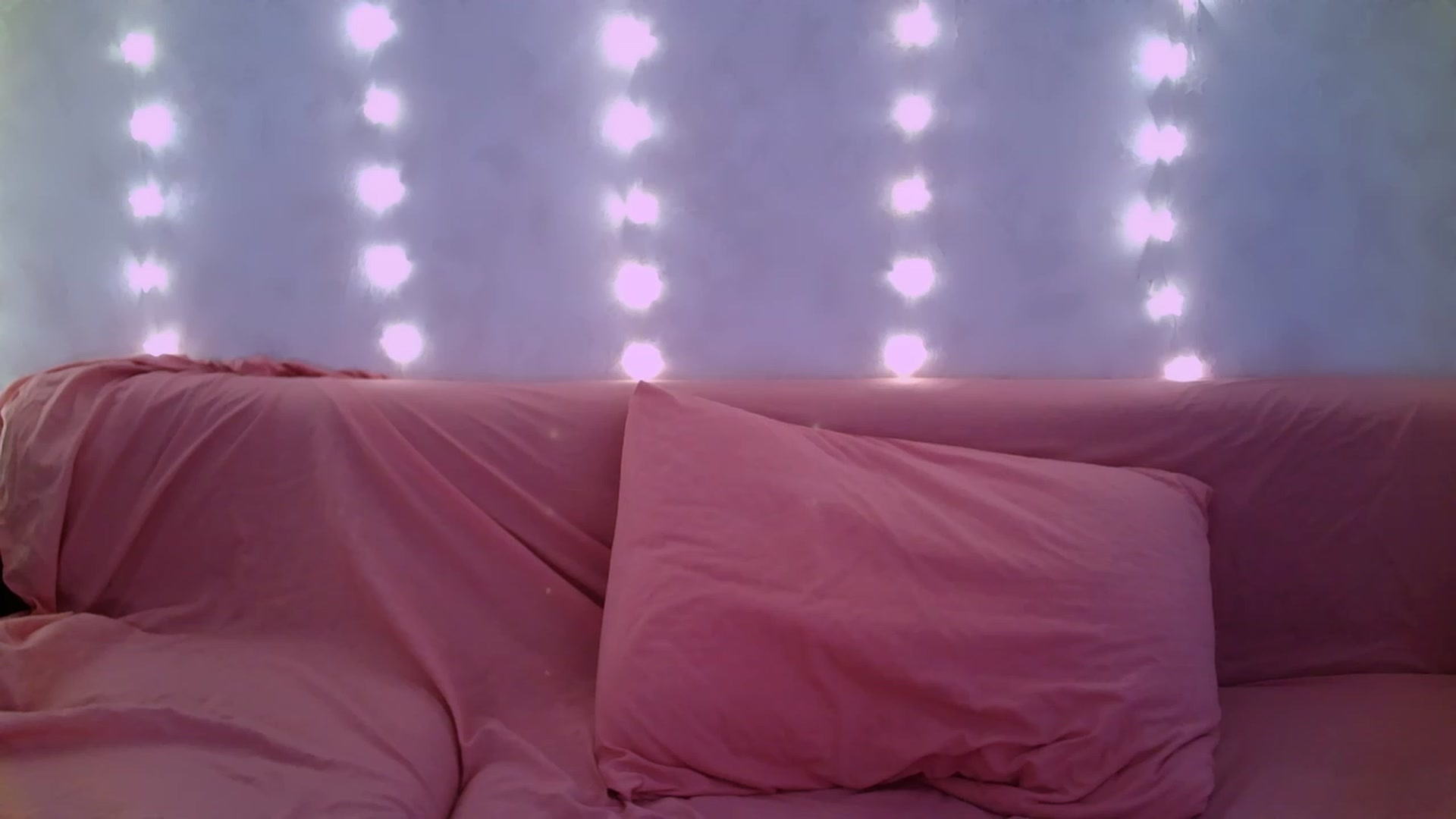 Gallery image thumbnail from Nicole_W's myfreecams stream on, 02/27/2024, 07:17 image 1 of 20