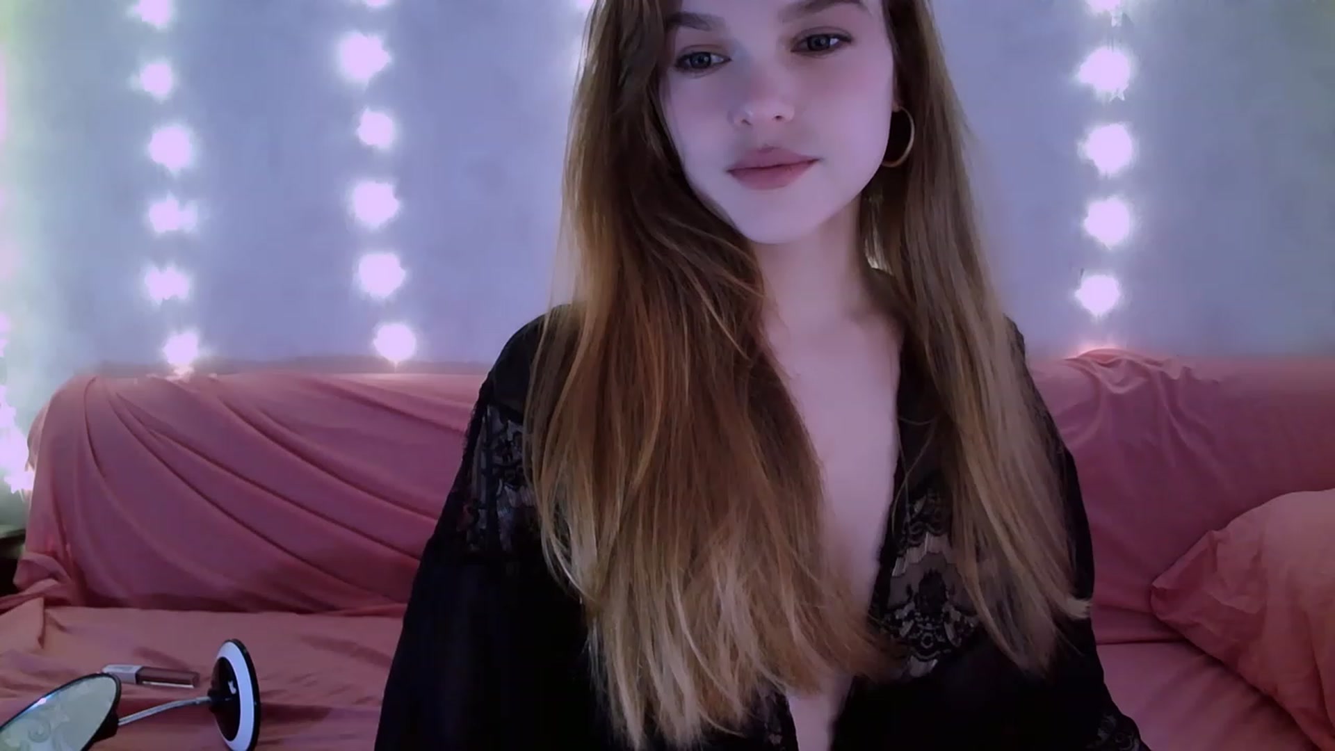 Gallery image thumbnail from Nicole_W's myfreecams stream on, 03/05/2024, 06:35 image 12 of 20