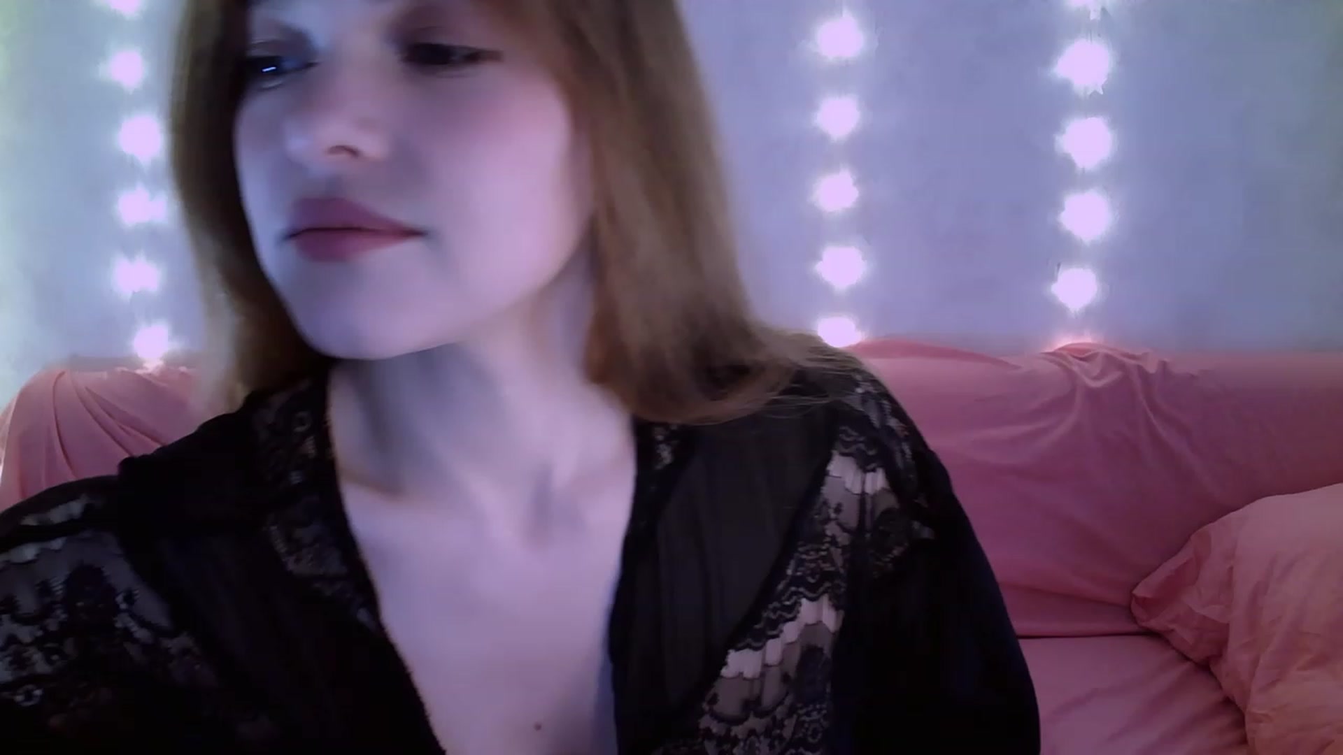 Gallery image thumbnail from Nicole_W's myfreecams stream on, 03/05/2024, 06:35 image 4 of 20