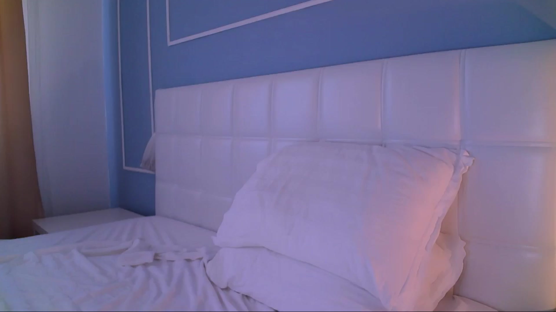 Gallery image thumbnail from Nicole_W's myfreecams stream on, 08/03/2024, 03:06 image 8 of 20