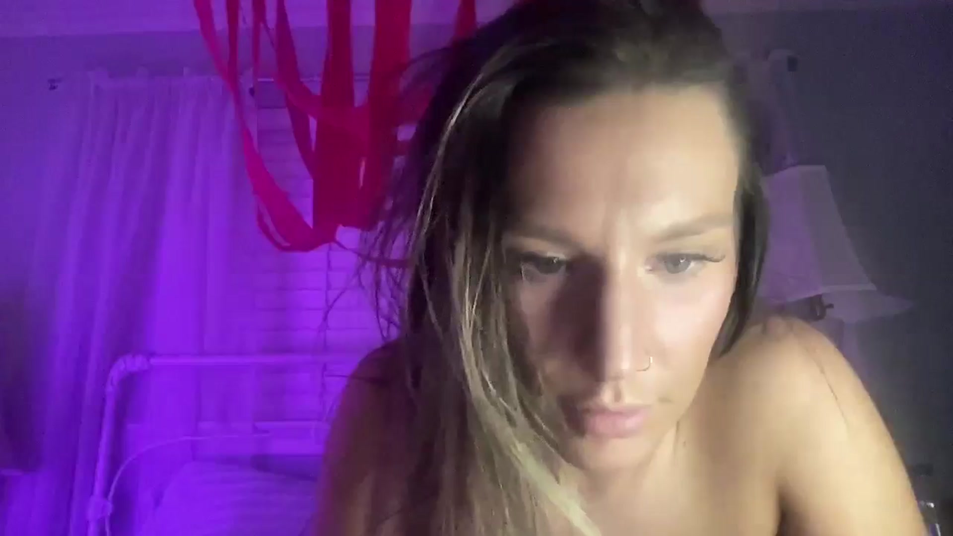 Gallery image thumbnail from Nicole_banks's myfreecams stream on, 02/15/2026, 06:15 image 16 of 20