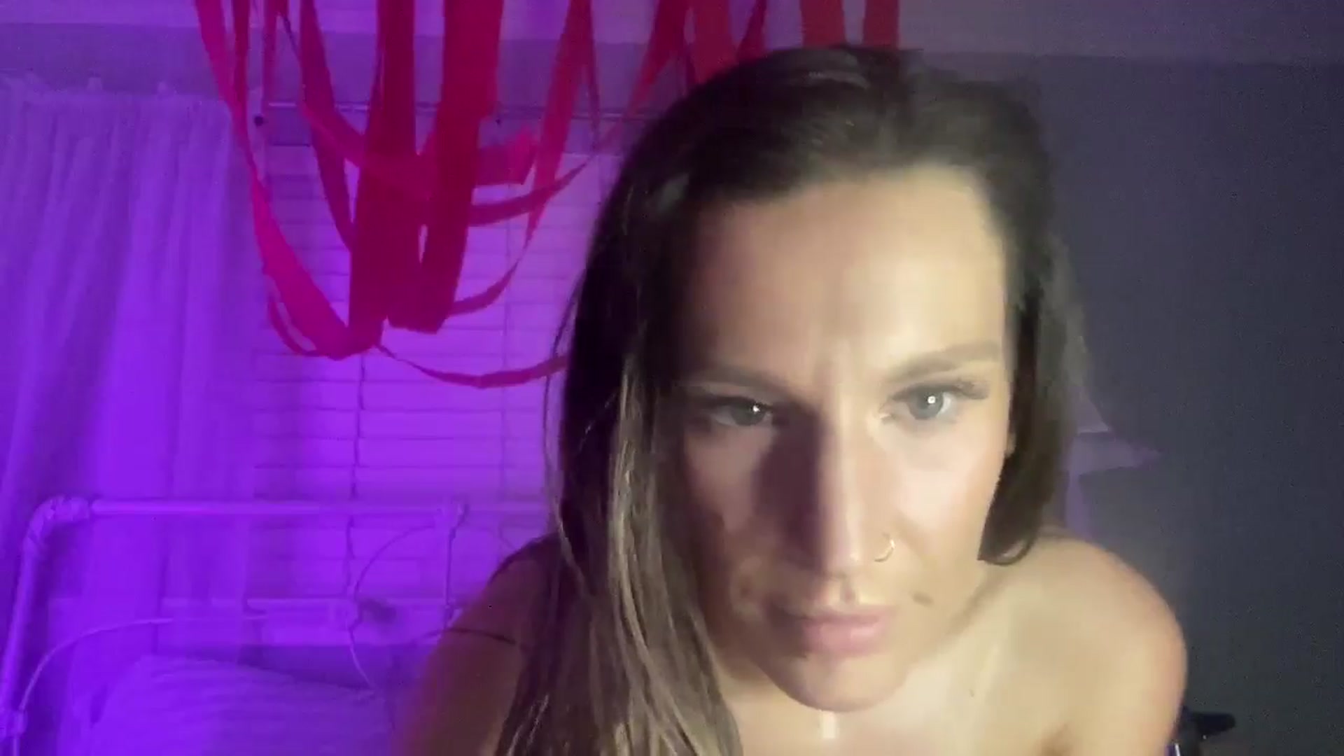 Gallery image thumbnail from Nicole_banks's myfreecams stream on, 02/15/2026, 06:59 image 15 of 20