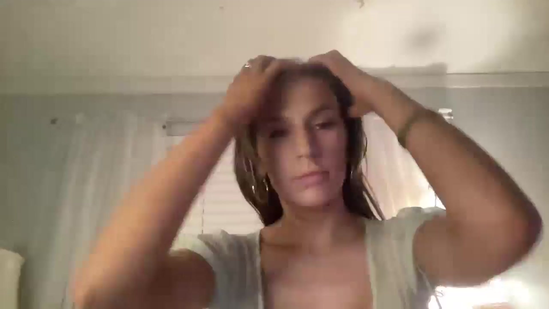Gallery image thumbnail from Nicole_banks's myfreecams stream on, 02/20/2026, 06:12 image 1 of 20