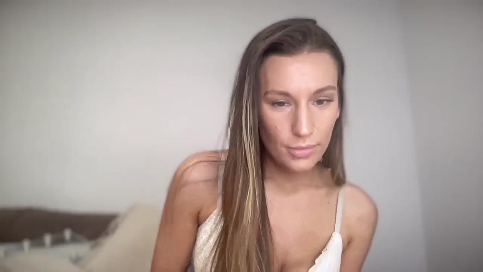 Gallery image thumbnail from Nicole_banks's myfreecams stream on, 04/24/2026, 06:08 image 5 of 20