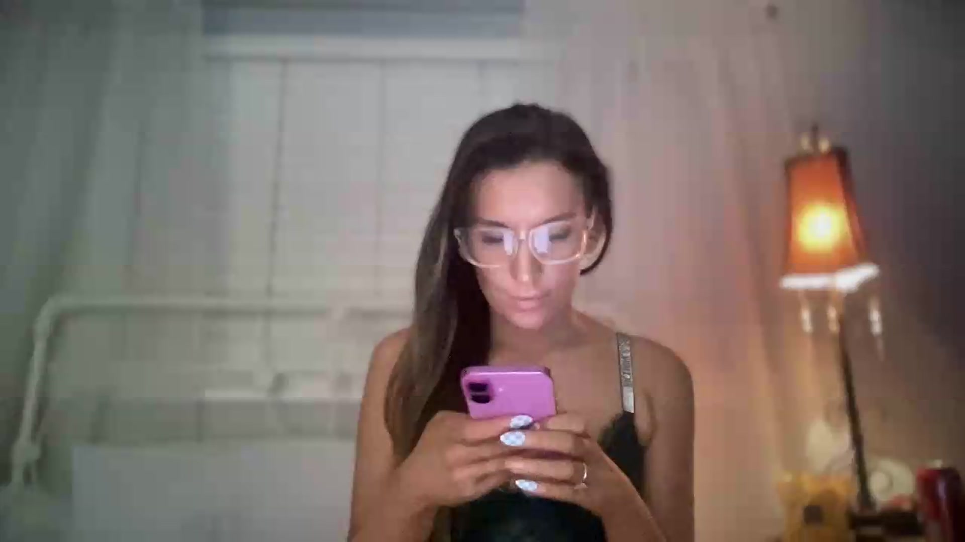 Gallery image thumbnail from Nicole_banks's myfreecams stream on, 05/26/2026, 05:53 image 20 of 20