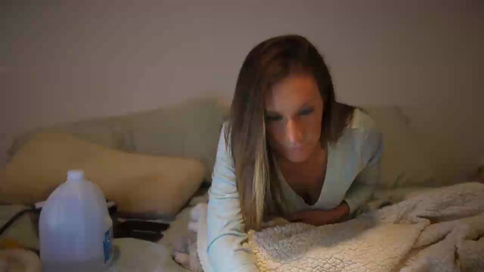 Gallery image thumbnail from Nicole_banks's myfreecams stream on, 07/09/2026, 05:05 image 1 of 20