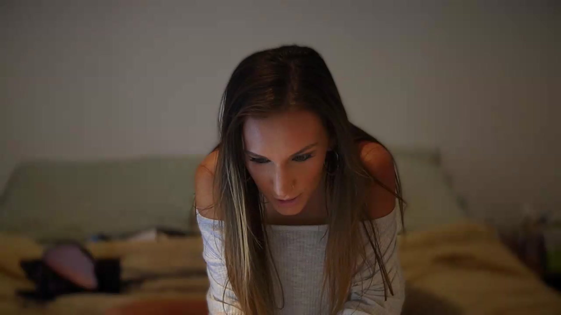 Gallery image thumbnail from Nicole_banks's myfreecams stream on, 07/12/2026, 04:35 image 10 of 20