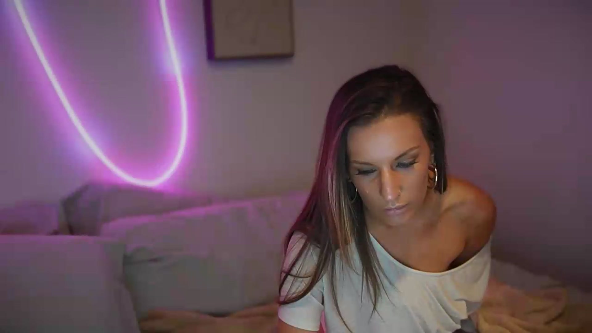 Gallery image thumbnail from Nicole_banks's myfreecams stream on, 07/29/2026, 05:03 image 18 of 20