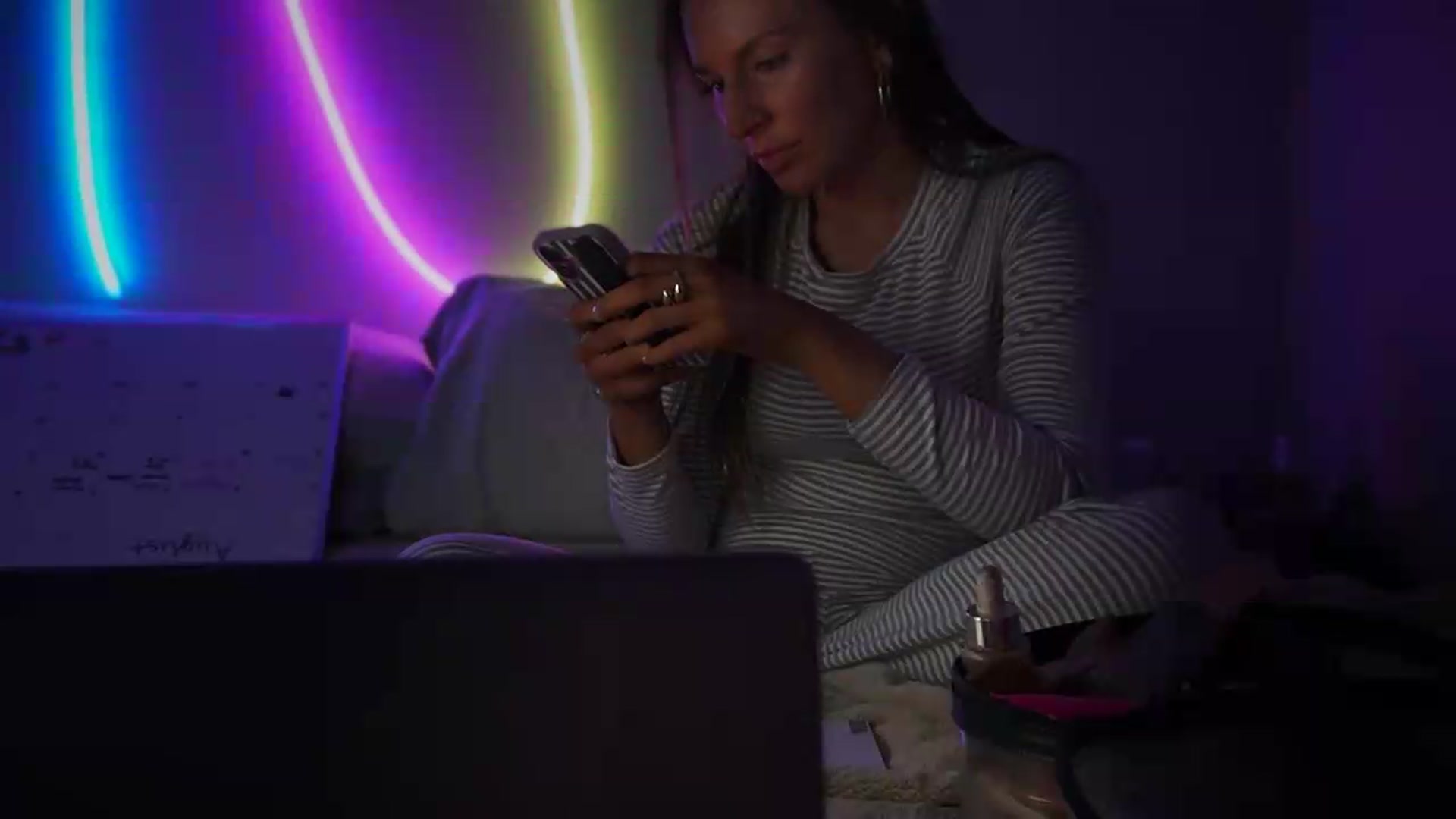Gallery image thumbnail from Nicole_banks's myfreecams stream on, 08/02/2026, 04:53 image 19 of 20