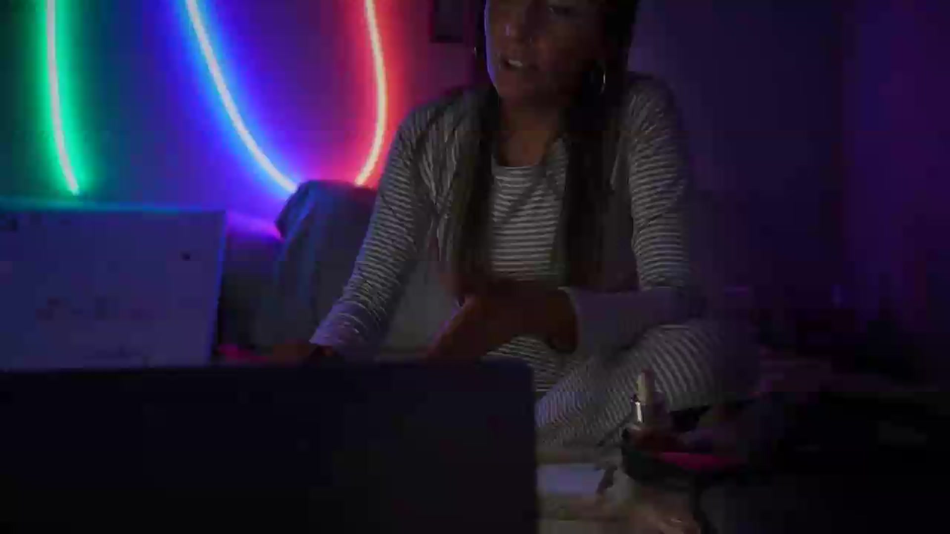 Gallery image thumbnail from Nicole_banks's myfreecams stream on, 08/02/2026, 06:00 image 1 of 20