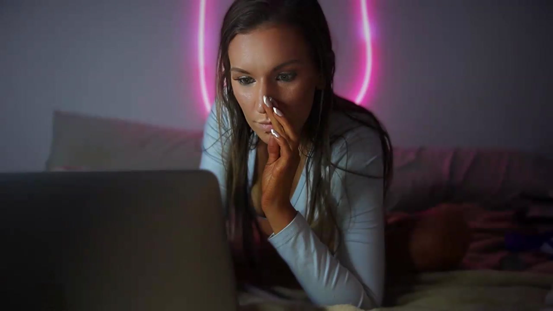 Gallery image thumbnail from Nicole_banks's myfreecams stream on, 08/11/2026, 03:49 image 13 of 20