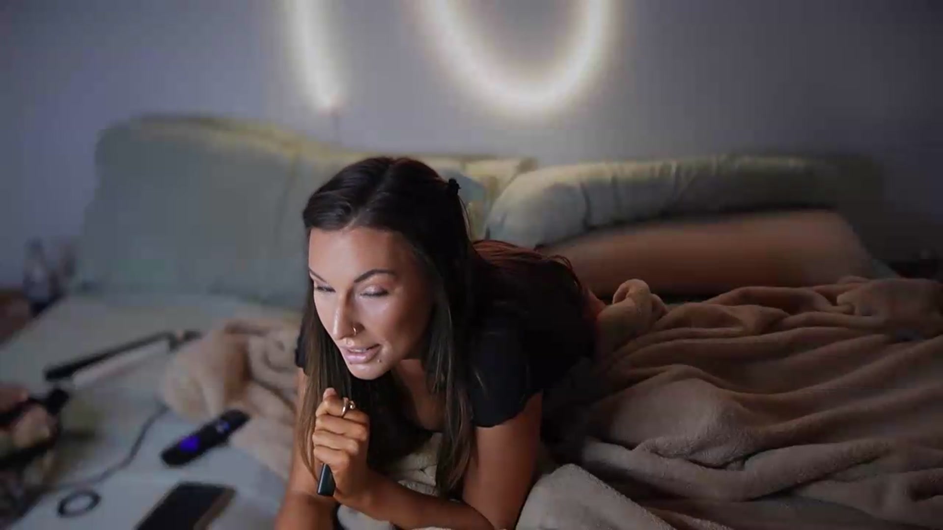 Gallery image thumbnail from Nicole_banks's myfreecams stream on, 08/31/2026, 03:45 image 2 of 20