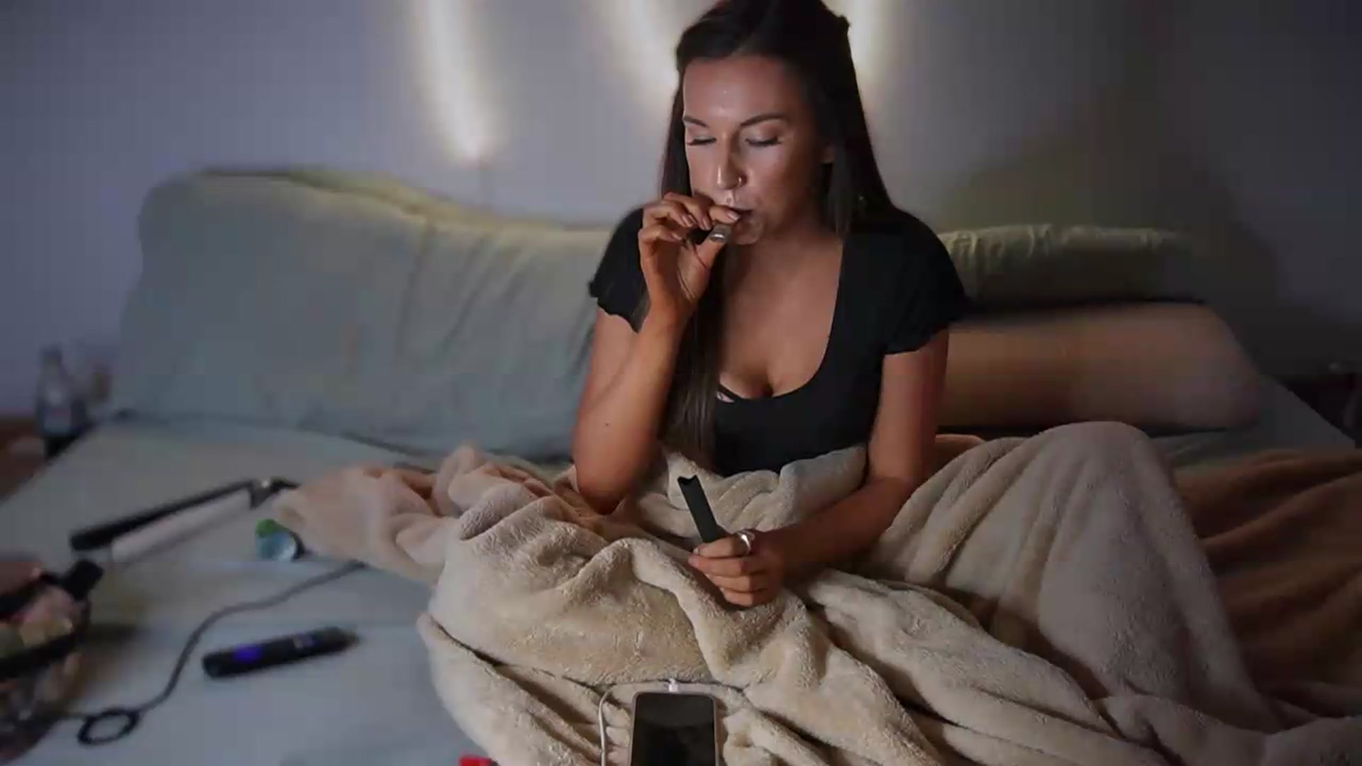 Gallery image thumbnail from Nicole_banks's myfreecams stream on, 08/31/2026, 03:45 image 16 of 20