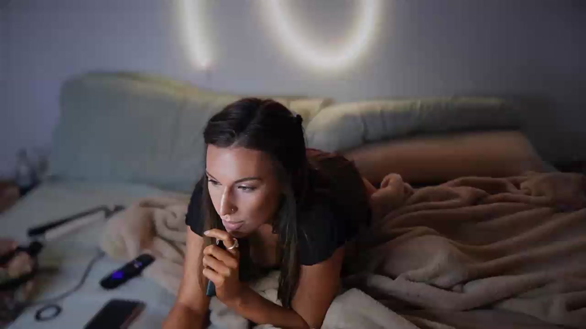 Gallery image thumbnail from Nicole_banks's myfreecams stream on, 08/31/2026, 03:45 image 1 of 20