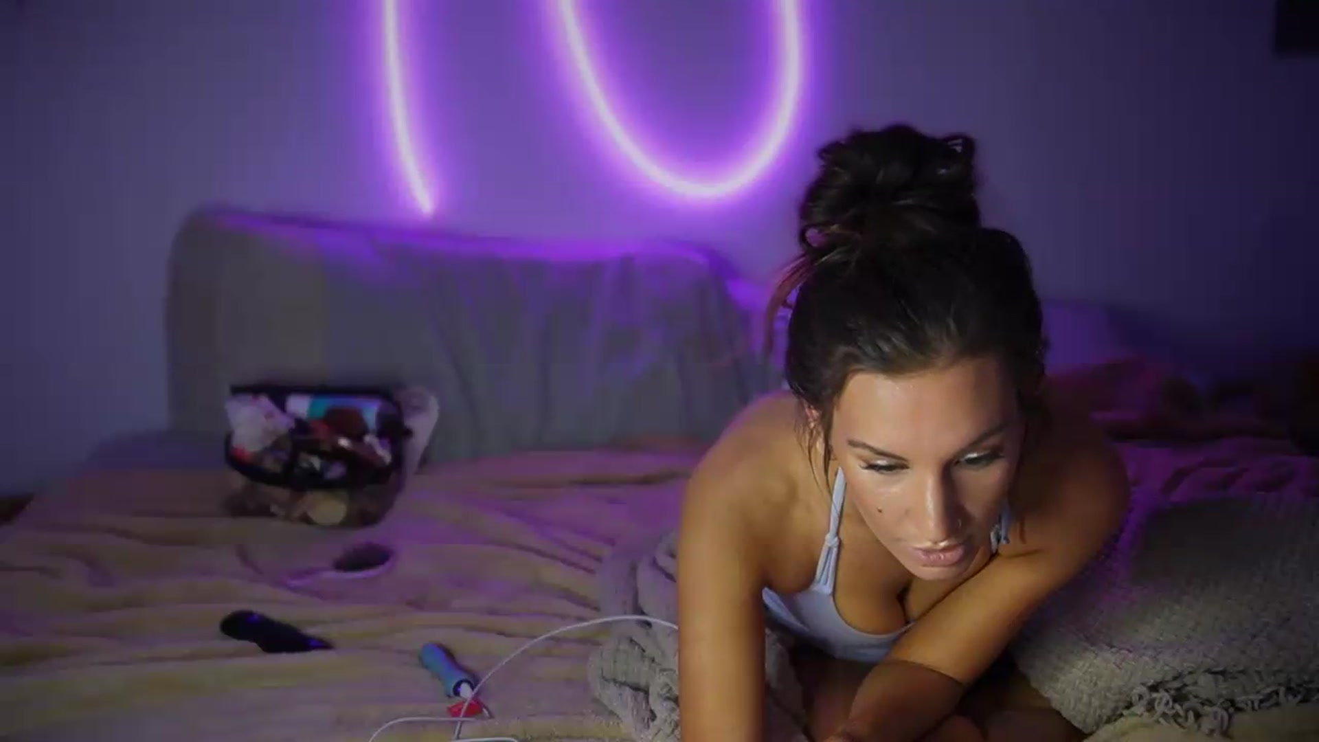 Gallery image thumbnail from Nicole_banks's myfreecams stream on, 09/08/2026, 05:00 image 9 of 20