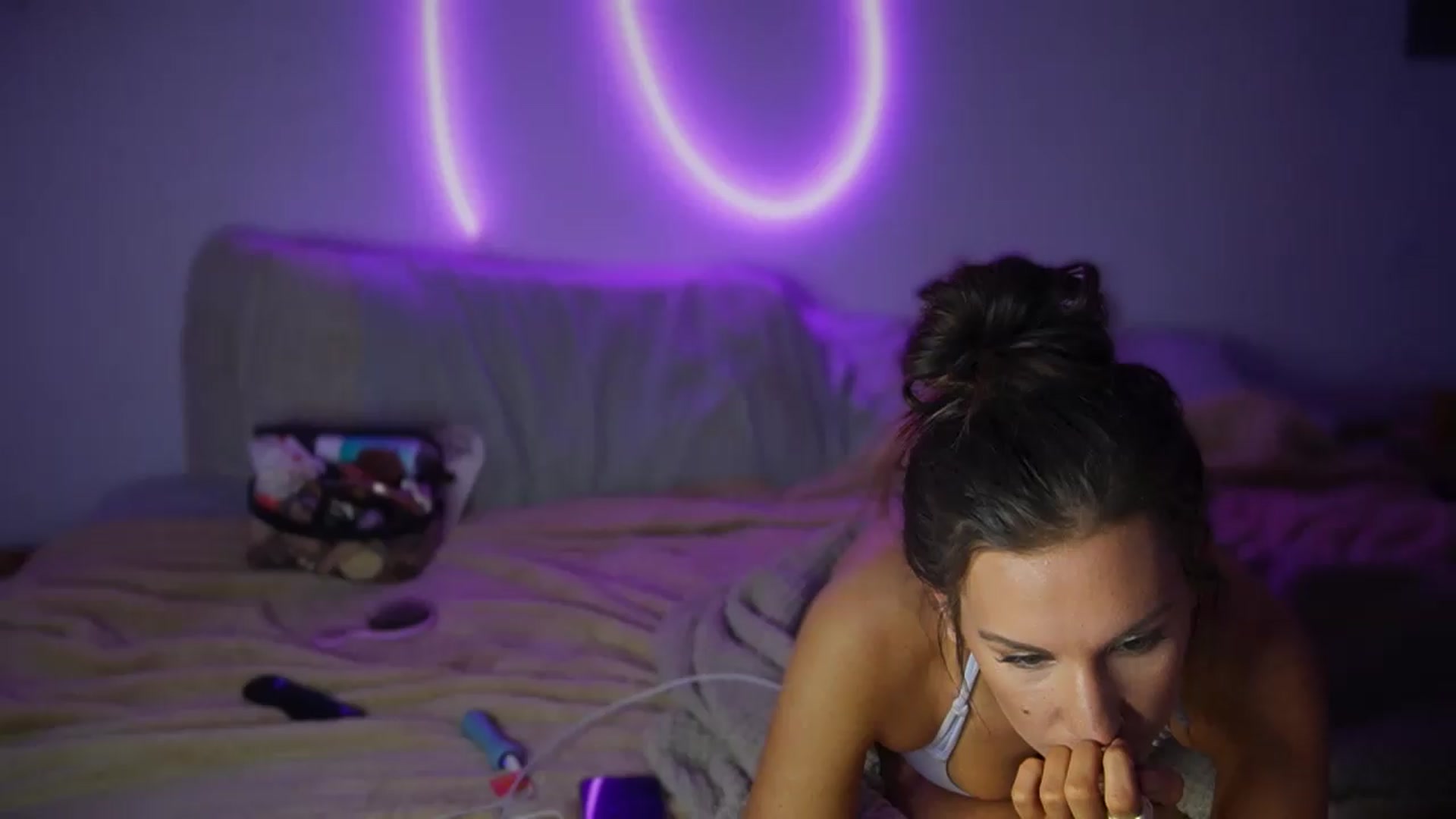Gallery image thumbnail from Nicole_banks's myfreecams stream on, 09/08/2026, 05:00 image 18 of 20