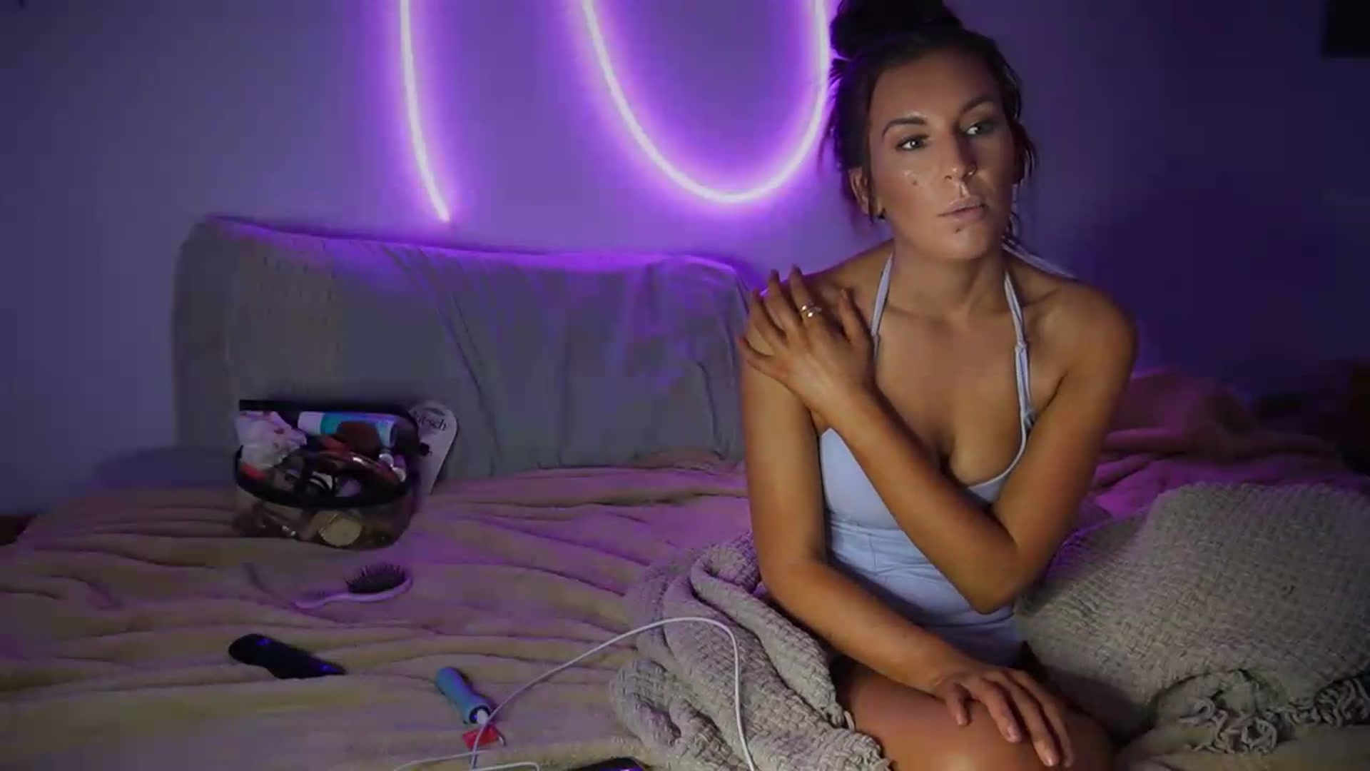 Gallery image thumbnail from Nicole_banks's myfreecams stream on, 09/08/2026, 05:00 image 14 of 20