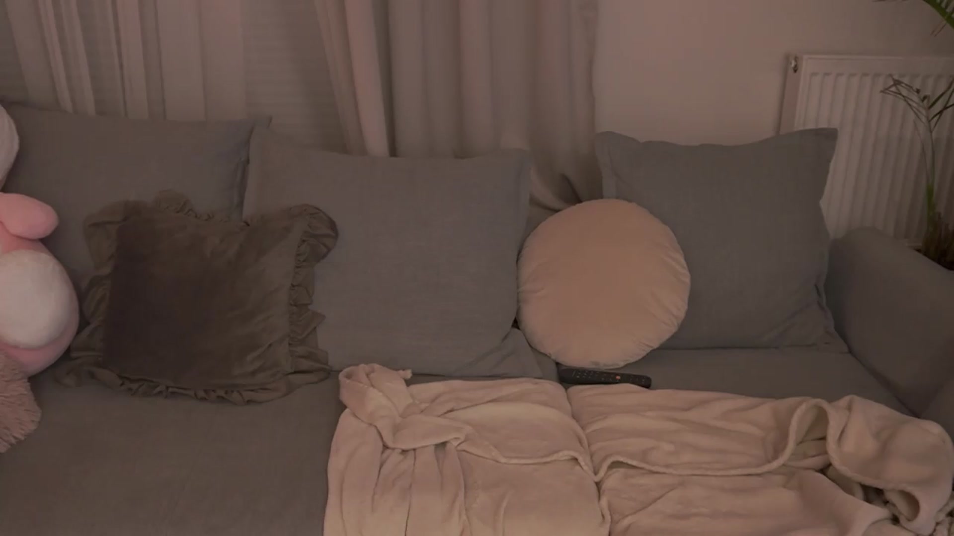 Gallery image thumbnail from Nicole_blueberry's myfreecams stream on, 07/07/2026, 21:24 image 16 of 20