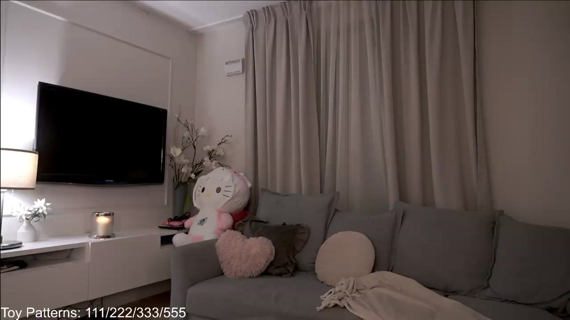 Gallery image thumbnail from Nicole_blueberry's myfreecams stream on, 08/26/2026, 22:10 image 1 of 20