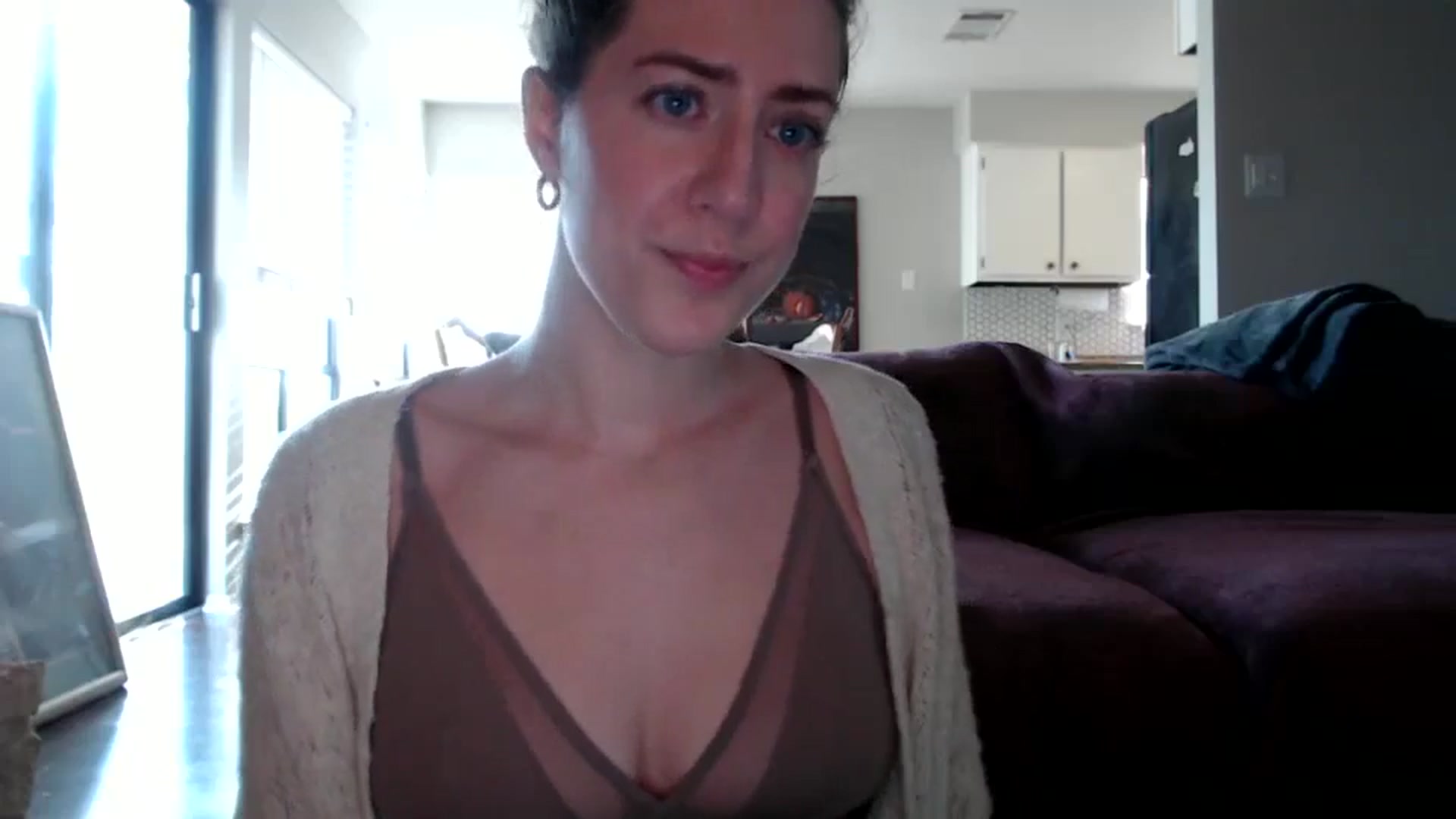 Gallery image thumbnail from Nicole_quinn's myfreecams stream on, 10/16/2024, 14:02 image 16 of 20