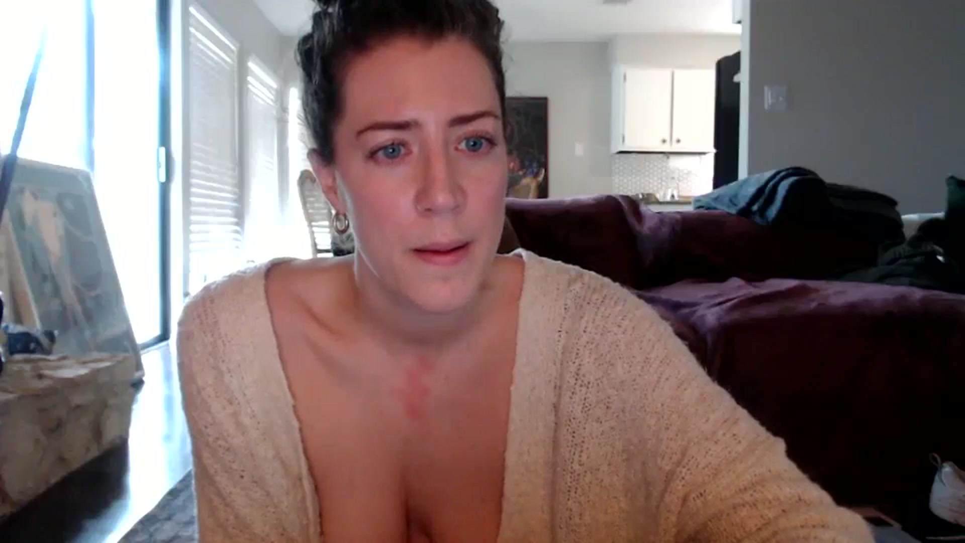 Gallery image thumbnail from Nicole_quinn's myfreecams stream on, 10/16/2024, 14:57 image 5 of 20
