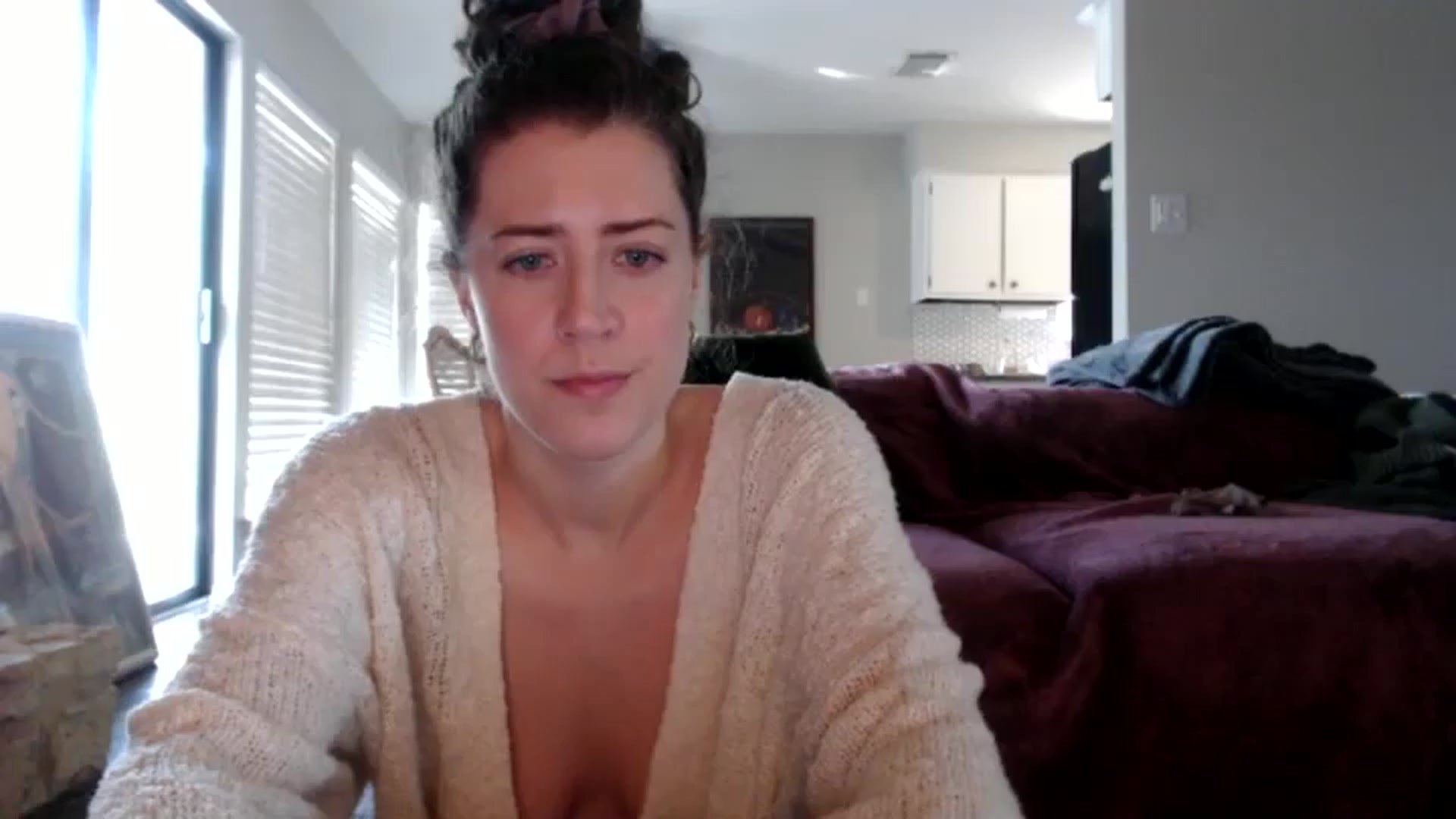 Gallery image thumbnail from Nicole_quinn's myfreecams stream on, 10/16/2024, 17:13 image 5 of 20