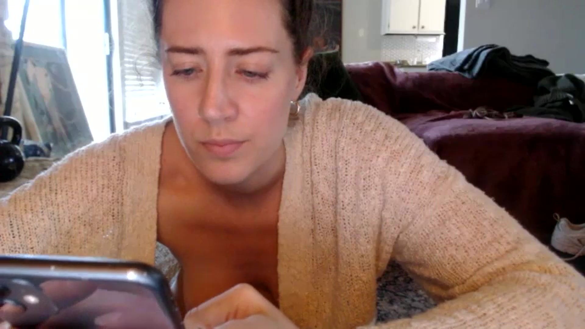 Gallery image thumbnail from Nicole_quinn's myfreecams stream on, 10/16/2024, 17:45 image 17 of 20