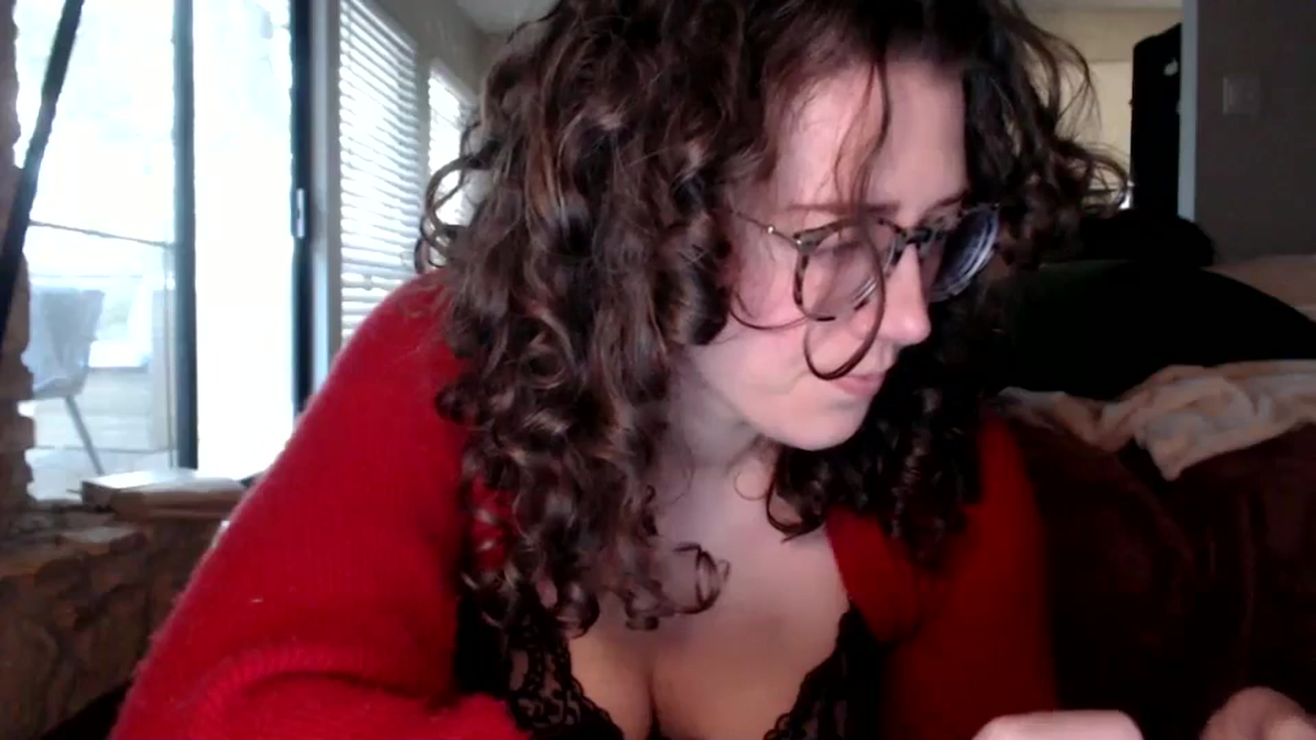 Gallery image thumbnail from Nicole_quinn's myfreecams stream on, 10/22/2024, 13:32 image 9 of 20