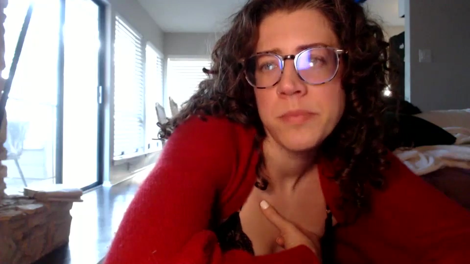 Gallery image thumbnail from Nicole_quinn's myfreecams stream on, 10/22/2024, 13:32 image 17 of 20