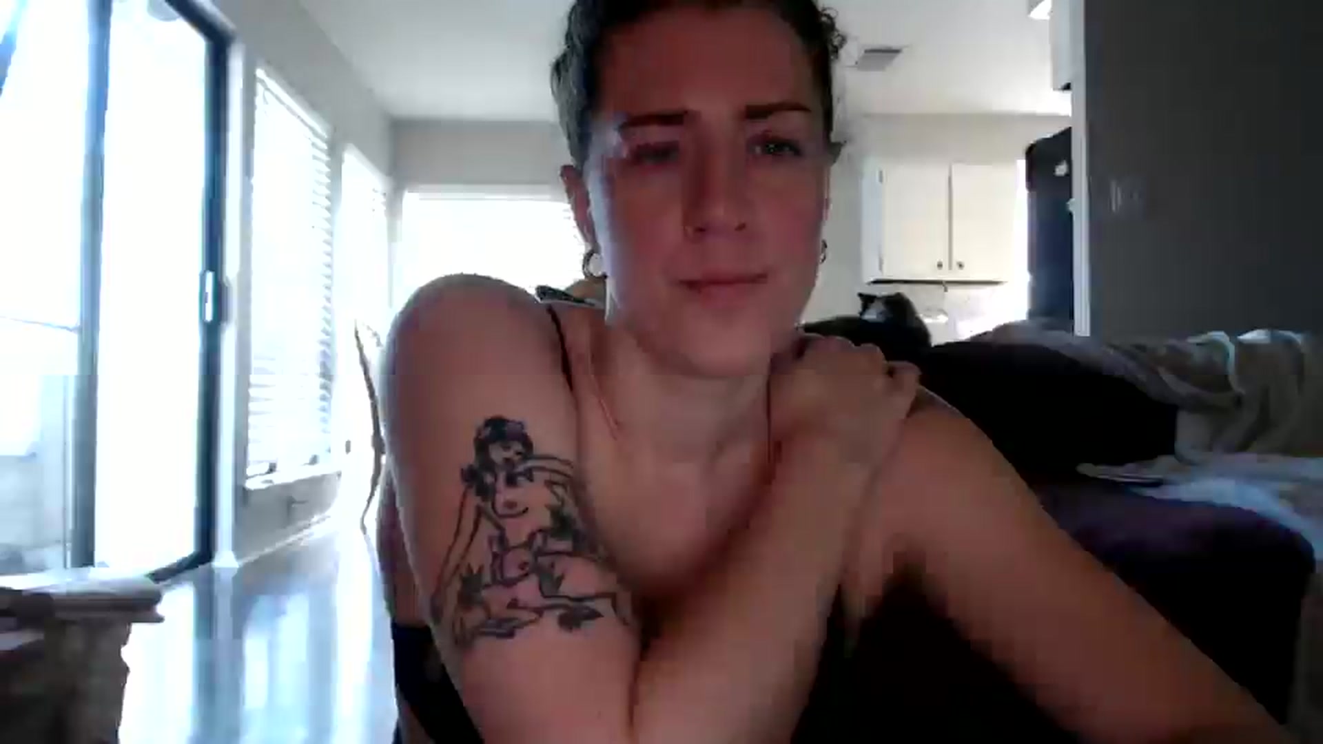 Gallery image thumbnail from Nicole_quinn's myfreecams stream on, 10/23/2024, 15:14 image 16 of 20