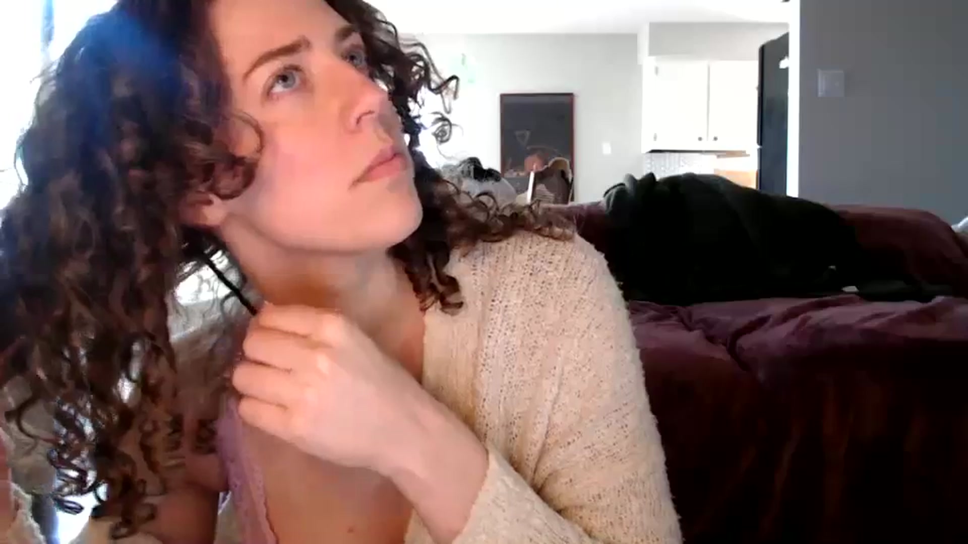 Gallery image thumbnail from Nicole_quinn's myfreecams stream on, 10/27/2024, 16:38 image 16 of 20