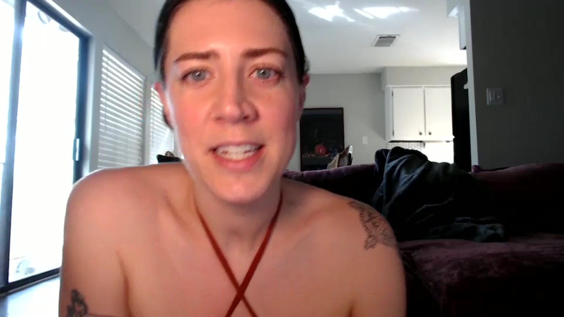Gallery image thumbnail from Nicole_quinn's myfreecams stream on, 10/29/2024, 15:58 image 19 of 20