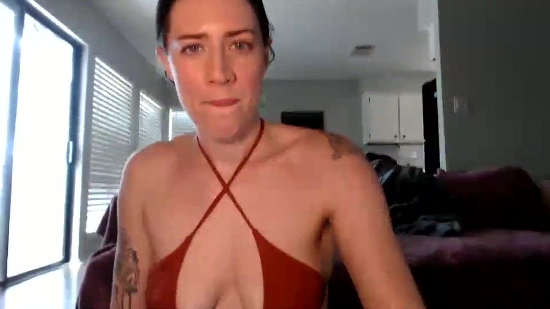 Gallery image thumbnail from Nicole_quinn's myfreecams stream on, 10/29/2024, 17:56 image 3 of 20