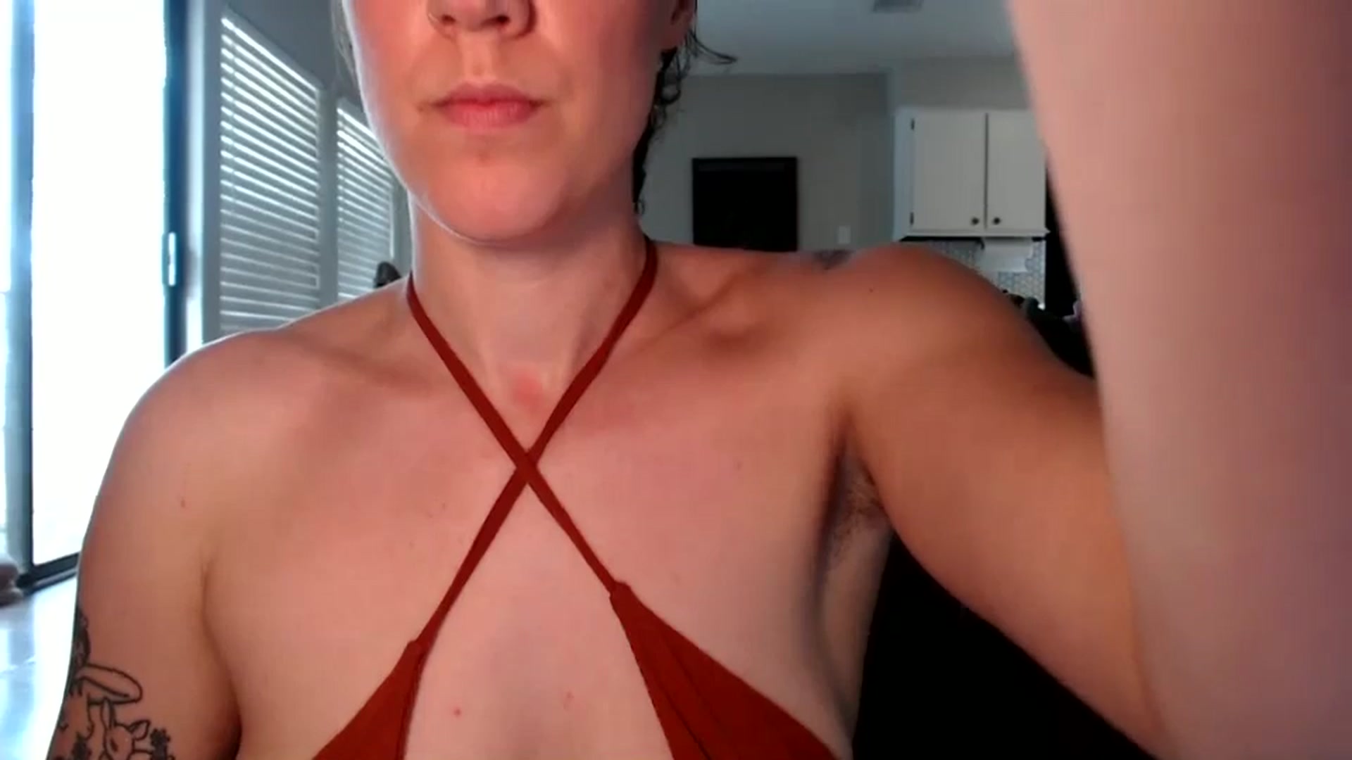 Gallery image thumbnail from Nicole_quinn's myfreecams stream on, 10/29/2024, 17:56 image 7 of 20
