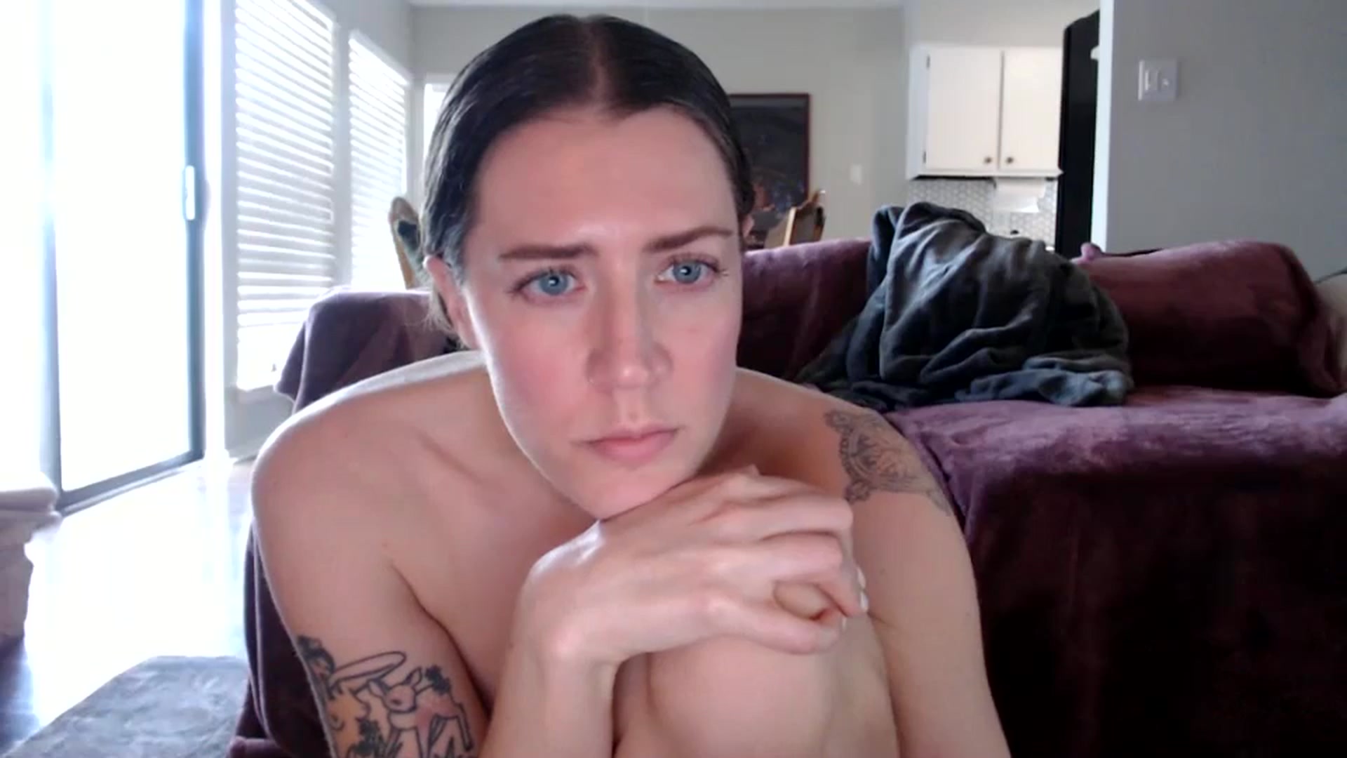Gallery image thumbnail from Nicole_quinn's myfreecams stream on, 10/29/2024, 18:11 image 18 of 20